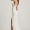 Robe longue Nathalia à corset plissé et décolleté plongeant, couleur ivoire Robe longue Nathalia à corset plissé et décolleté plongeant, couleur ivoire