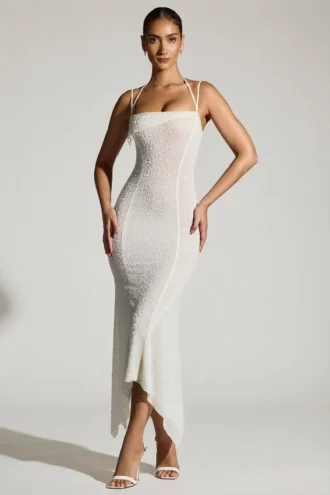 Robe longue à ourlet en pointe ornée Dole, en blanc