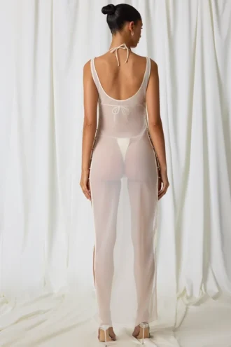 Robe longue Pacifica à découpes et détails nacrés, blanc perle