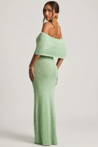 Robe longue à épaules dénudées Naia en bouclé, couleur menthe