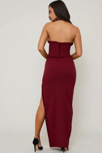 Robe longue Penelope à dos nu et corset à lacets, rouge baie