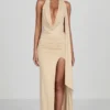 Robe longue plongeante à dos nu en jersey doux Navina, couleur Champagne Robe longue plongeante à dos nu en jersey doux Navina, couleur Champagne
