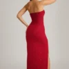 Robe longue sans bretelles à col bénitier ornée La Rochette en rouge vif Robe longue sans bretelles à col bénitier ornée La Rochette en rouge vif