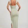 Robe longue Sloane à décolleté plongeant et fente haute, couleur sauge Robe longue Sloane à décolleté plongeant et fente haute, couleur sauge