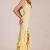 Robe longue à volants en dentelle Celira, jaune citron Robe longue à volants en dentelle Celira, jaune citron
