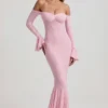 Robe longue à volants en dentelle et épaules dénudées Verena, rose pâle Robe longue à volants en dentelle et épaules dénudées Verena, rose pâle
