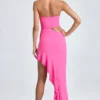 Robe longue à volants et découpes Acelynn en rose Lollipop Robe longue à volants et découpes Acelynn en rose Lollipop