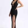 Robe longue Zora en modal à décolleté plongeant et découpes, couleur noir Robe longue Zora en modal à décolleté plongeant et découpes, couleur noir