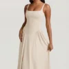 Robe mi-longue A-line en modal Aireen, couleur ivoire Robe mi-longue A-line en modal Aireen, couleur ivoire