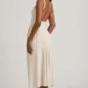 Robe mi-longue A-line en modal Aireen, couleur ivoire Robe mi-longue A-line en modal Aireen, couleur ivoire