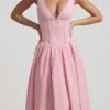 Robe mi-longue A-line à nœud en broderie anglaise Saidey, rose pâle Robe mi-longue A-line à nœud en broderie anglaise Saidey, rose pâle
