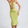 Robe mi-longue Aelia en modal froncé avec détails métalliques et découpes, vert olive Robe mi-longue Aelia en modal froncé avec détails métalliques et découpes, vert olive