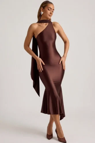 Robe mi-longue asymétrique Shaya avec détail foulard, couleur chocolat