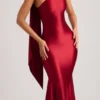 Robe mi-longue asymétrique Shaya avec détail foulard, rouge vif Robe mi-longue asymétrique Shaya avec détail foulard, rouge vif