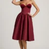 Robe mi-longue bustier à corset Gabrielle, couleur rouge vin Robe mi-longue bustier à corset Gabrielle, couleur rouge vin