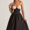 Robe mi-longue bustier Gabrielle en noir Robe mi-longue bustier Gabrielle en noir