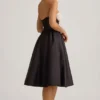 Robe mi-longue bustier Gabrielle en noir Robe mi-longue bustier Gabrielle en noir