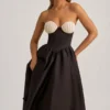 Robe mi-longue bustier Gabrielle en noir Robe mi-longue bustier Gabrielle en noir