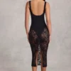 Robe mi-longue Caia en bodys plongeant à dentelle transparente et bords festonnés, couleur noire Robe mi-longue Caia en bodys plongeant à dentelle transparente et bords festonnés, couleur noire