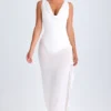 Robe mi-longue à col bénitier et volants Deva, en blanc Robe mi-longue à col bénitier et volants Deva, en blanc