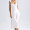 Robe mi-longue à col cœur et fronces Thandie, couleur ivoire Robe mi-longue à col cœur et fronces Thandie, couleur ivoire