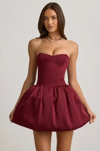 Robe mi-longue convertible à volants et nœud Gloriana, couleur rouge vin