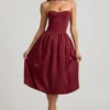 Robe mi-longue convertible à volants et nœud Gloriana, couleur rouge vin Robe mi-longue convertible à volants et nœud Gloriana, couleur rouge vin