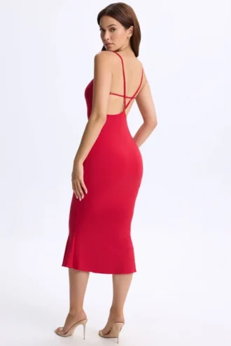 Robe mi-longue à dos nu et décolleté plongeant Lois en modal, rouge cerise