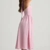 Robe mi-longue à dos nu Orlena avec boutons, rose pâle Robe mi-longue à dos nu Orlena avec boutons, rose pâle