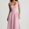 Robe mi-longue à dos nu Orlena avec boutons, rose pâle Robe mi-longue à dos nu Orlena avec boutons, rose pâle