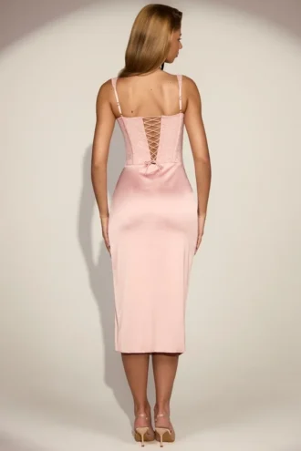 Robe mi-longue en satin et dentelle Taliah à encolure dégagée et corset, couleur rose Robe mi-longue en satin et dentelle Taliah à encolure dégagée et corset, couleur rose