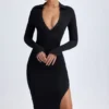 Robe mi-longue à encolure en V plongeante Yael en modal noir Robe mi-longue à encolure en V plongeante Yael en modal noir