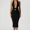 Robe mi-longue Harlyn à découpes et dos nu, noire Robe mi-longue Harlyn à découpes et dos nu, noire