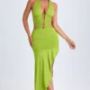 Robe mi-longue Manami asymétrique à découpes et col licou, vert citron Robe mi-longue Manami asymétrique à découpes et col licou, vert citron