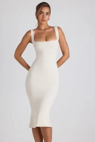 Robe mi-longue Navi en modal avec bordure en dentelle, couleur ivoire