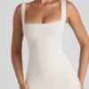 Robe mi-longue Navi en modal avec bordure en dentelle, couleur ivoire Robe mi-longue Navi en modal avec bordure en dentelle, couleur ivoire