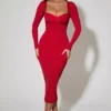 Robe mi-longue rouge à volants et détails de soutien-gorge superposés Deliana