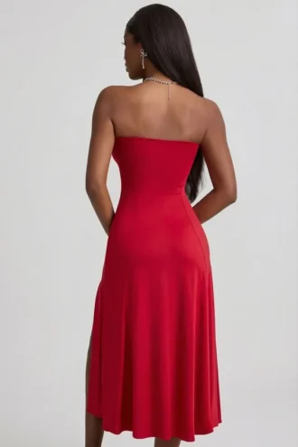 Robe mi-longue sans bretelles A-line en jersey fluide Joely, couleur rouge vif