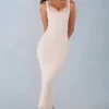 Robe mi-longue Sorelle en modal avec bordure en dentelle, couleur ivoire Robe mi-longue Sorelle en modal avec bordure en dentelle, couleur ivoire