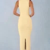 Robe mi-longue Sorelle en modal avec bordure en dentelle, couleur jaune beurre Robe mi-longue Sorelle en modal avec bordure en dentelle, couleur jaune beurre