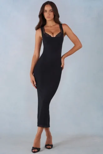 Robe mi-longue Sorelle en modal avec bordure en dentelle, couleur noire