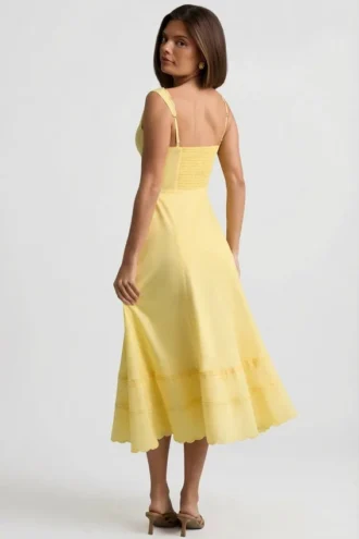 Robe mi-longue évasée en popeline de coton Aralisse, jaune pastel Robe mi-longue évasée en popeline de coton Aralisse, jaune pastel