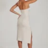 Robe midi à col bénitier et bandeau orné Verbier, couleur ivoire Robe midi à col bénitier et bandeau orné Verbier, couleur ivoire