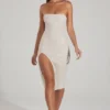Robe midi à col bénitier et bandeau orné Verbier, couleur ivoire Robe midi à col bénitier et bandeau orné Verbier, couleur ivoire