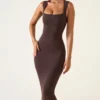 Robe midi à encolure carrée Ainslee, couleur chocolat