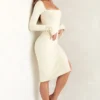 Robe midi à manches longues et encolure carrée Sawyer, couleur ivoire Robe midi à manches longues et encolure carrée Sawyer, couleur ivoire