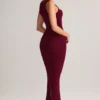 Robe midi moulante à encolure carrée Ainslee en modal, couleur vin Robe midi moulante à encolure carrée Ainslee en modal, couleur vin