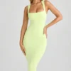 Robe midi moulante à encolure carrée Ainslee en modal, vert matcha Robe midi moulante à encolure carrée Ainslee en modal, vert matcha