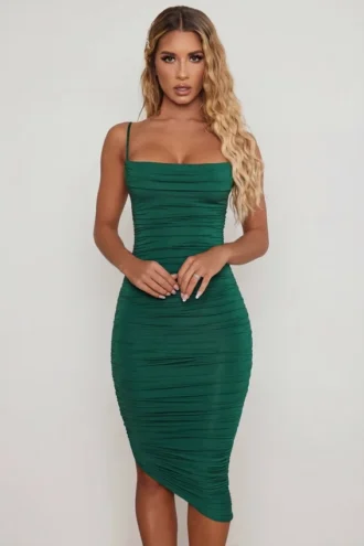 Robe midi moulante froncée à col bénitier « You&rsquo;re My Type » en vert