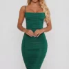 Robe midi moulante froncée à col bénitier « You’re My Type » en vert Robe midi moulante froncée à col bénitier « You’re My Type » en vert